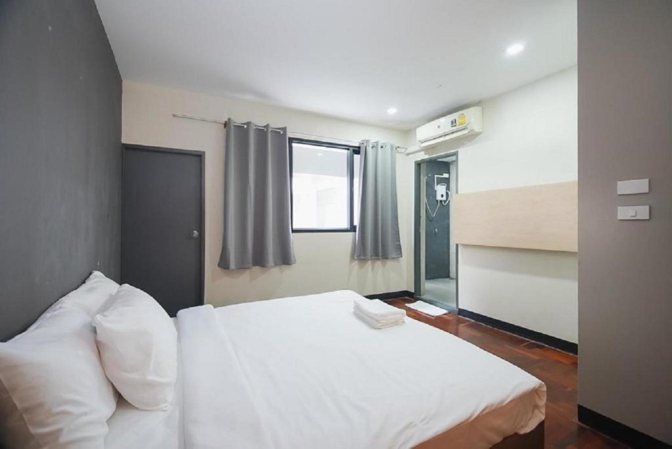 Go Inn Silom โกอินน์ สีลม - สถานีรถไฟฟ้าเซนต์หลุยส์ Bangkok Bagian luar foto